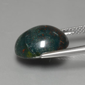 7.44カラットの天然グリーンの斑点ブラッドストーン、オーバルカット、オペーク