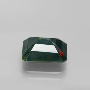 3.59カラットの天然斑点のある緑ブラッドストーン（11.1×8.6 mm・エメラルドカット）