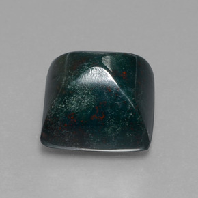 11.03カラットの天然斑点のある緑ブラッドストーン（12.3×12 mm・四角）