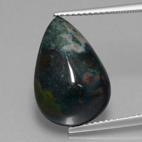 8.57カラットの天然斑点のある緑ブラッドストーン（16.9×11.5 mm・洋梨の形）
