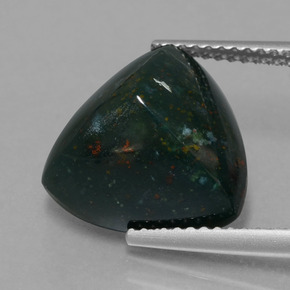 7.65カラットの天然斑点のある緑ブラッドストーン（12.8×12.8 mm・トリリアント）