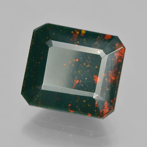 6.67カラットの天然グリーンの斑点ブラッドストーン、エメラルドカット、オペーク