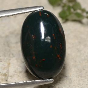 5.49カラットの天然グリーンブラッドストーン（14.6×9.4 mm・オーバルカット）