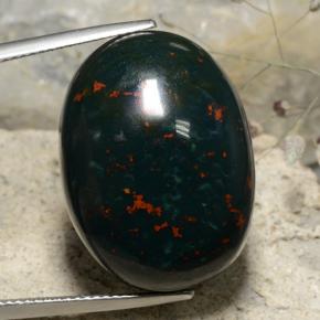 35.01カラットの天然グリーンの斑点ブラッドストーン、オーバルカット、オペーク