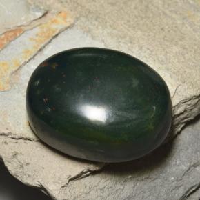 42.77カラットの天然斑点のある緑ブラッドストーン（24.6×19 mm・オーバルカット）