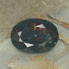 6.55カラットの天然グリーンの斑点ブラッドストーン、オーバルカット、オペーク