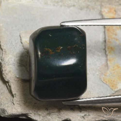 21.56ct 天然 フォレストグリーン ブラッドストーン, エメラルドカット, オペーク