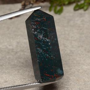18.06カラットの天然マルチカラーブラッドストーン（24.3×10 mm・ファンシーシェイプ）