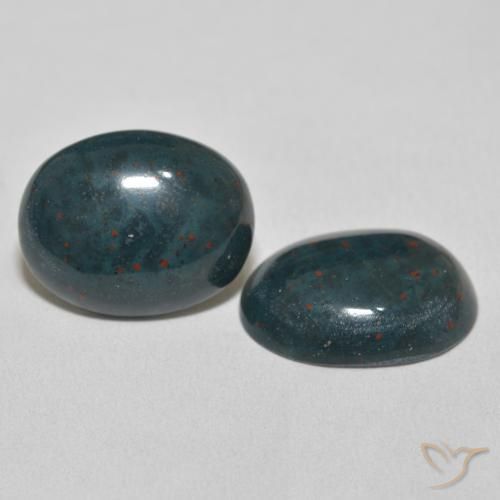 Shop natural 17.33ct ディープグリーン ブラッドストーン gems, 楕円形, from マダガスカル at GemSelect. In stock, global shipping!