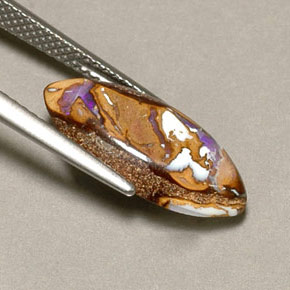 4.34カラットの天然マルチカラーボルダーオパール、マーキーズ、オペーク