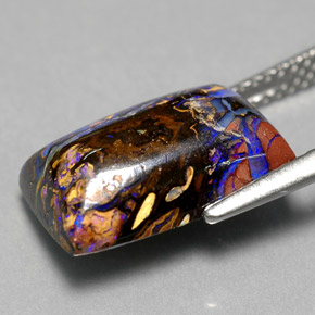 6.50カラットの天然マルチカラーボルダーオパール（14×9.1 mm・バゲット）