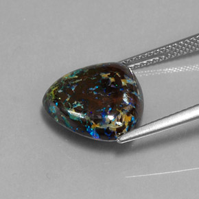 7.96カラットの天然マルチカラーボルダーオパール（13.5×13.4 mm・トリリアント）