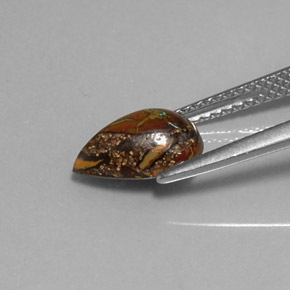 1.88カラットの天然マルチカラーボルダーオパール（9.8×6.5 mm・洋梨の形）