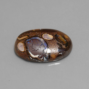9.28カラットの天然マルチカラーボルダーオパール（18.8×12.6 mm・オーバルカット）