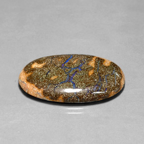 30.86カラットの天然マルチカラーボルダーオパール（34.9×22.1 mm・オーバルカット）