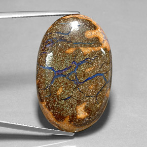 30.86カラットの天然マルチカラーボルダーオパール（34.9×22.1 mm・オーバルカット）