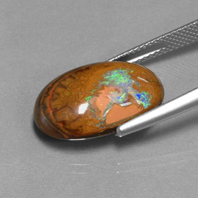 11.39カラットの天然マルチカラーボルダーオパール（18.6×11.9 mm・オーバルカット）