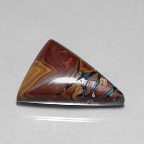 34.01カラットの天然マルチカラーボルダーオパール（26.7×21.3 mm・トリリアント）