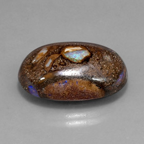 20.82カラットの天然マルチカラーボルダーオパール（22.2×15.7 mm・オーバルカット）