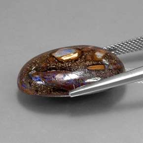 20.82カラットの天然マルチカラーボルダーオパール（22.2×15.7 mm・オーバルカット）
