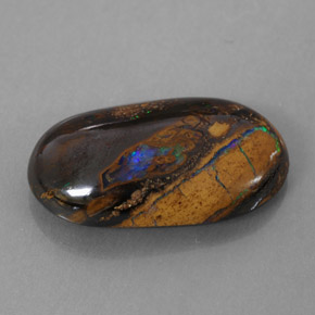 5.89カラットの天然マルチカラーボルダーオパール（16.7x9.3 mm・オーバルカット）