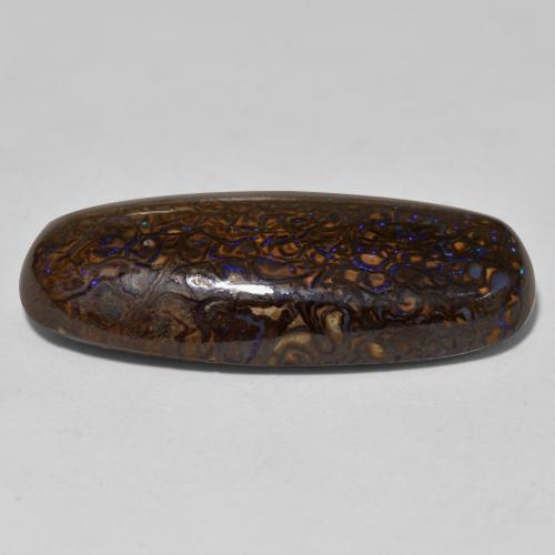 21.04カラットの天然マルチカラーボルダーオパール（27.9×12.8 mm・オーバルカット）