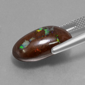 9.75カラットの天然マルチカラーボルダーオパール、オーバルカット、オペーク