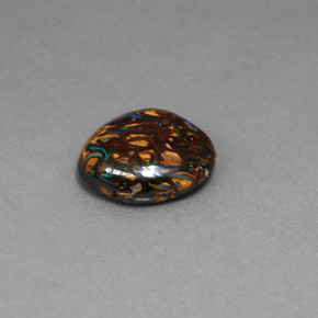 3.41カラットの天然マルチカラーボルダーオパール（11×9.5 mm・オーバルカット）