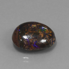 12.14カラットの天然マルチカラーボルダーオパール（16.6×13.3 mm・ファンシーシェイプ）