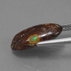 4.45カラットの天然マルチカラーボルダーオパール（16×8.7 mm・ファンシーシェイプ）