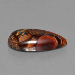 11.35カラットの天然マルチカラーボルダーオパール（23.2×11.4 mm・洋梨の形）