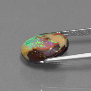 6.24カラットの天然マルチカラーボルダーオパール（14×10.6 mm・ファンシーシェイプ）