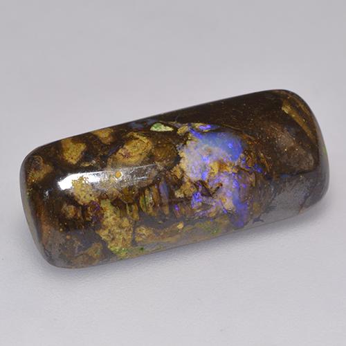 9.16カラットの天然マルチカラーボルダーオパール（22.8×9.6 mm・クッションカット）