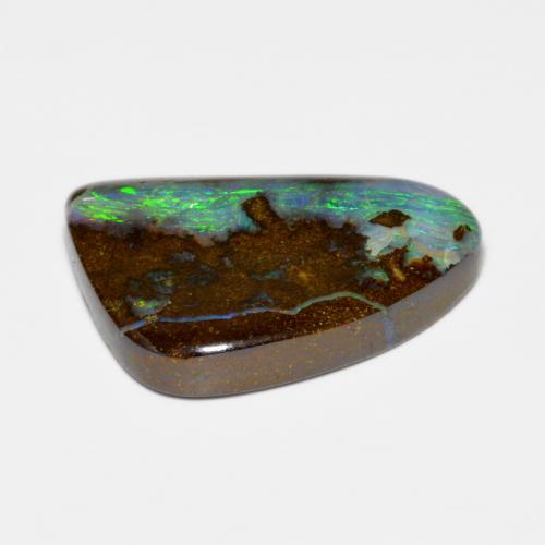 10.00カラットの天然マルチカラーボルダーオパール（19.2×13.8 mm・ファンシーシェイプ）