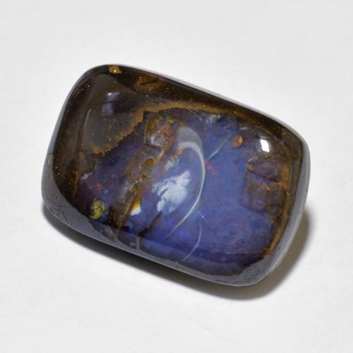 10.20カラットの天然マルチカラーボルダーオパール（17.9×11.8 mm・クッションカット）