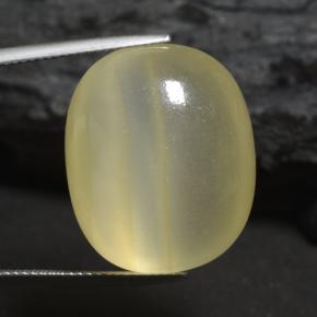 43.30カラットの天然クリーム色方解石、クッションカット、半透明