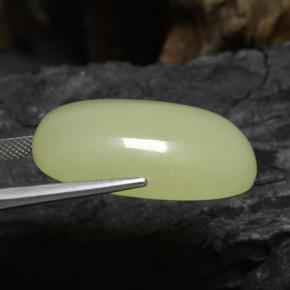 50.49カラットの天然ライトイエロー方解石、クッションカット、半透明