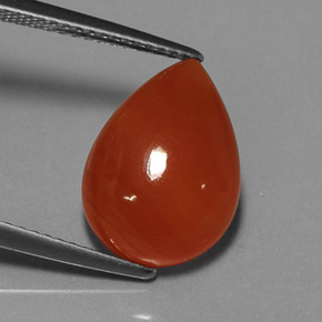 5.40カラットの天然レッドオレンジカーネリアン（14.1×10.2 mm・透明）