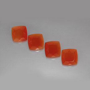 カラットの天然レッドオレンジカーネリアン（10.2×10.1 mm・クッションカット）