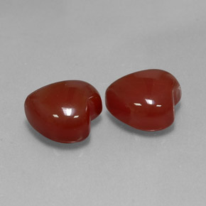 カラットの天然オレンジカーネリアン（10×9.8 mm・ハート型）
