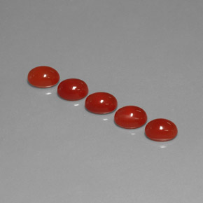 カラットの天然レッドオレンジカーネリアン（6.2×4.2 mm・透明）