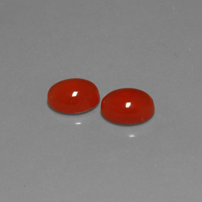 カラットの天然レッドオレンジカーネリアン（6.9×5 mm・透明）