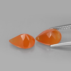 カラットの天然オレンジカーネリアン（9.1×6.2 mm・透明）