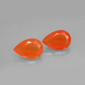 カラットの天然オレンジカーネリアン（9.1×6.2 mm・透明）