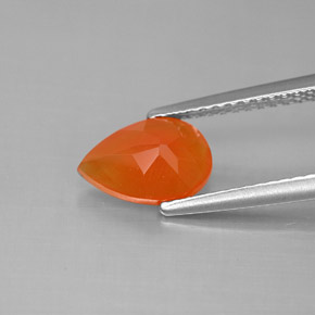 1.16カラットの天然オレンジカーネリアン（9.1×6 mm・透明）