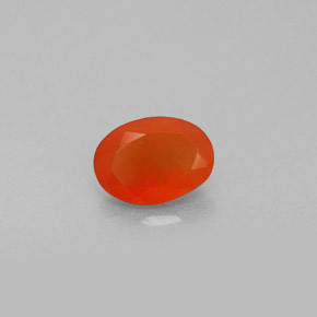 0.68カラットの天然レッドオレンジカーネリアン（7×5.1 mm・透明）