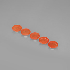カラットの天然レッドオレンジカーネリアン（7×5 mm・透明）