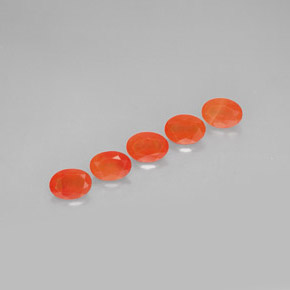 カラットの天然レッドオレンジカーネリアン（7×5.2 mm・透明）