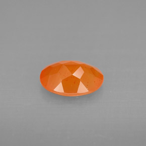 0.91カラットの天然オレンジカーネリアン（7.9×6 mm・透明）