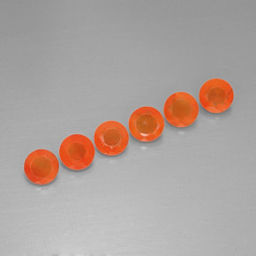 カラットの天然レッドオレンジカーネリアン（5.10 mm・透明）